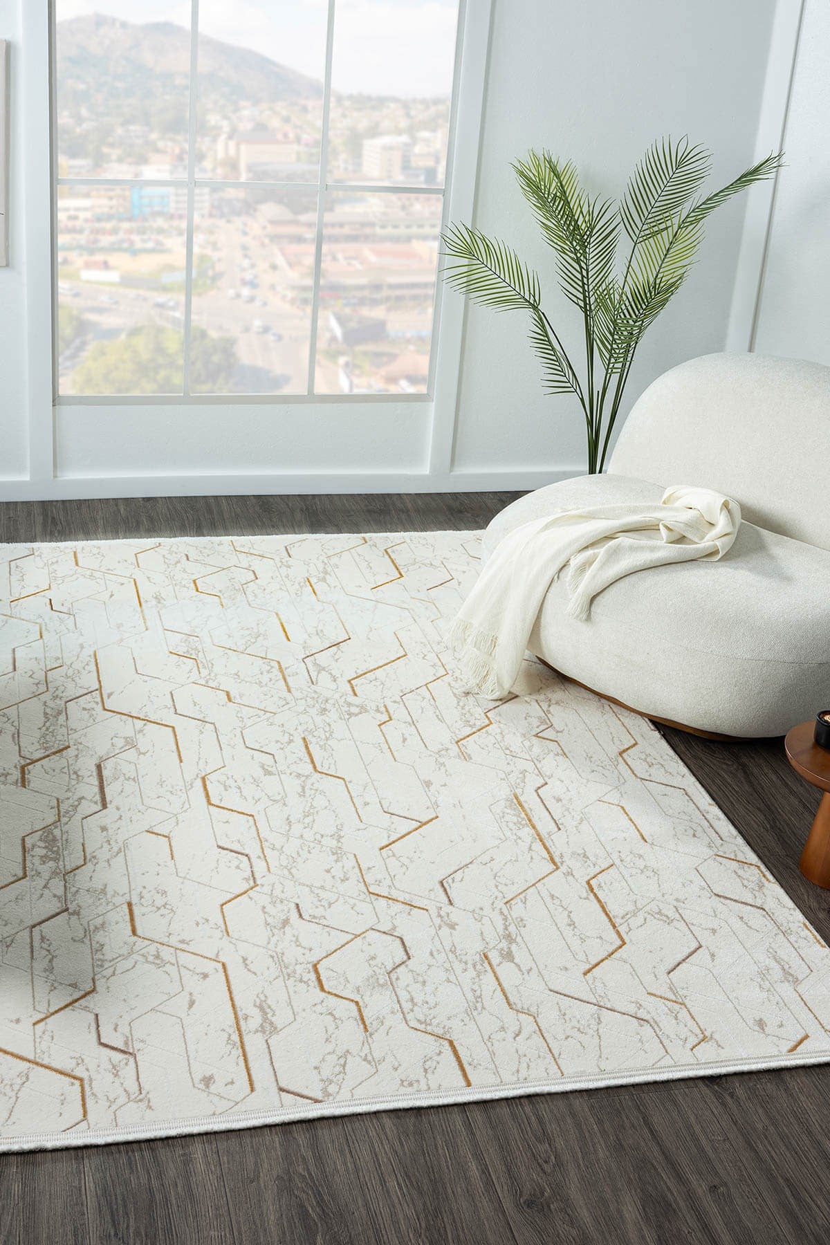 LOTUS PLUS 08581A BEYAZ HALI BEJ ABSTRACT DETAYLI MODERN INCE AKRILIK TOZUAZ SALON HALISI KORIDOR — Görsel 2